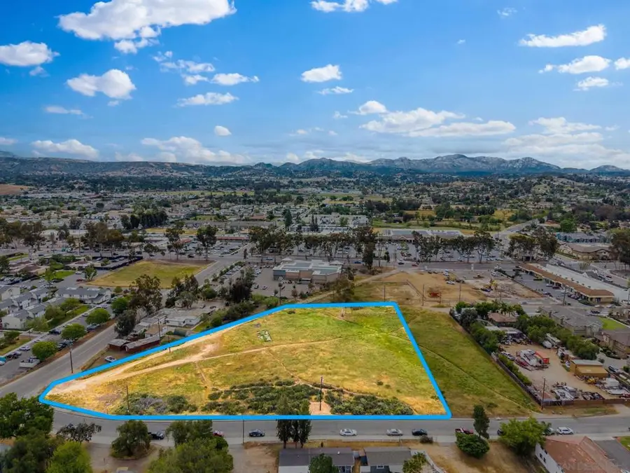 125 N Ramona St, Ramona, CA 92065 - #3