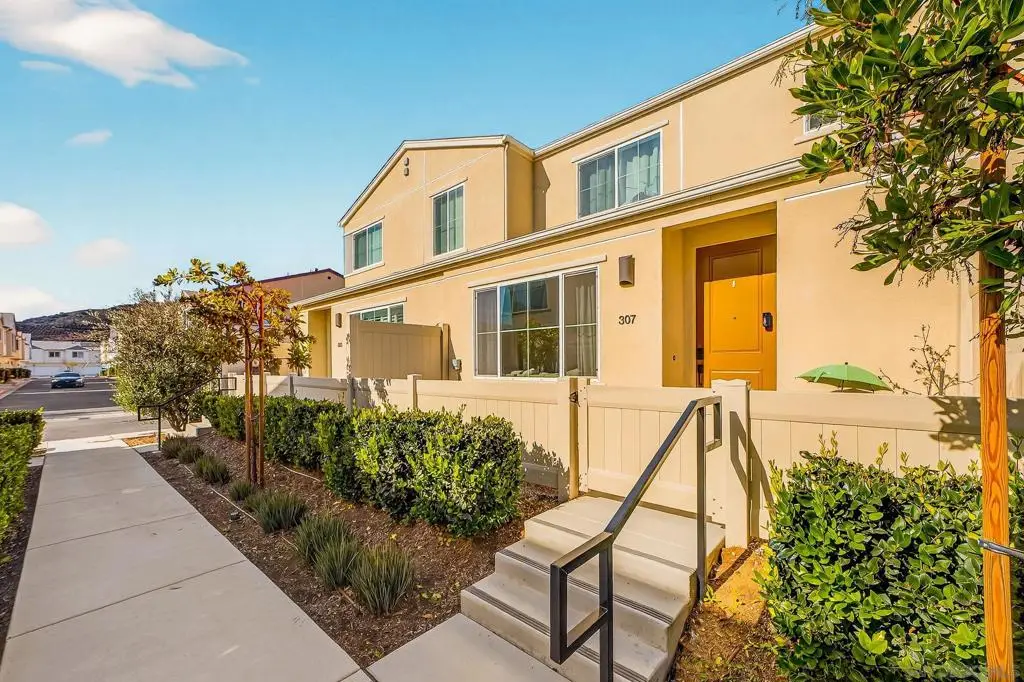 307 Seedling Way, Fallbrook, CA 92028 - #1