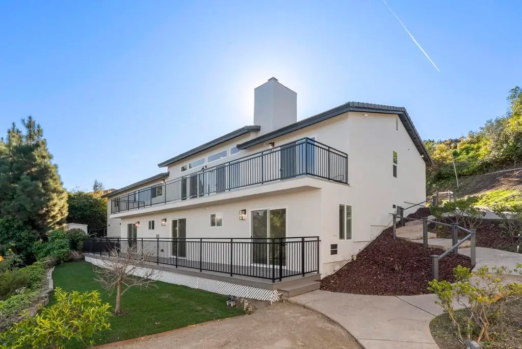 7875 Bellakaren Pl, La Jolla, CA 92037 - #1