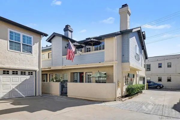 1100 Adella Ave #4, Coronado, CA 92118