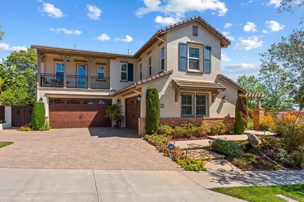 3228 Sitio Montecillo, Carlsbad, CA 92009