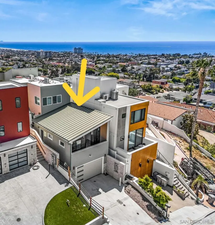 1245 Van Nuys St, San Diego, CA 92109 - #3