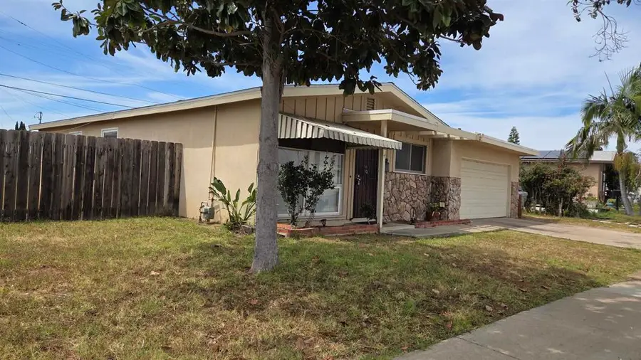 5020 Frink Avenue, San Diego, CA 92117 - #2