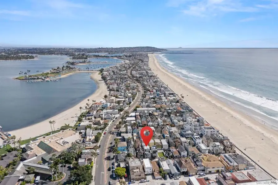 749 Zanzibar Ct, San Diego, CA 92109 - #3