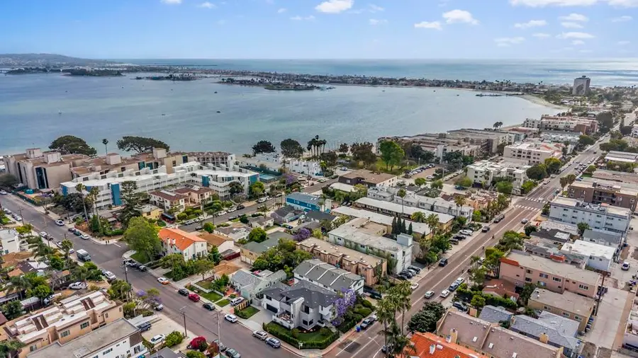 1375 Pacific Beach Dr., San Diego, CA 92109 - #3