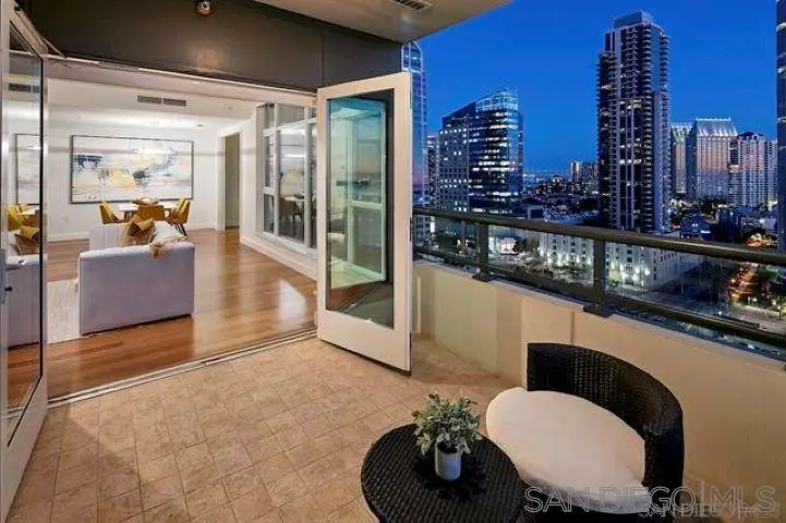 1199 Pacific Hwy #1805, San Diego, CA 92101 - #3