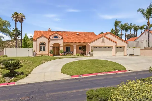 8850 Summerhill Point, Alpine, CA 91901