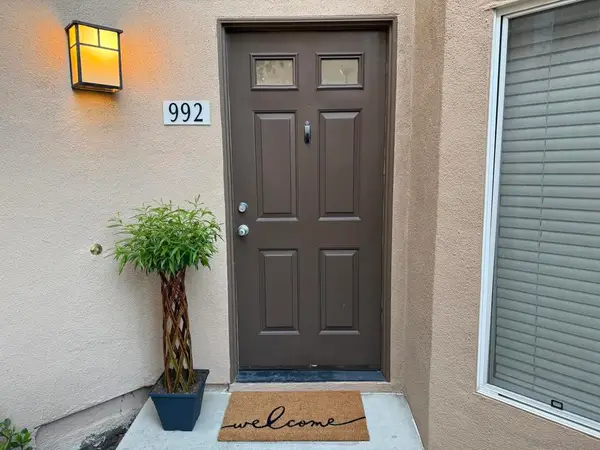 992 S Country Glen Way, Anaheim, CA 92808