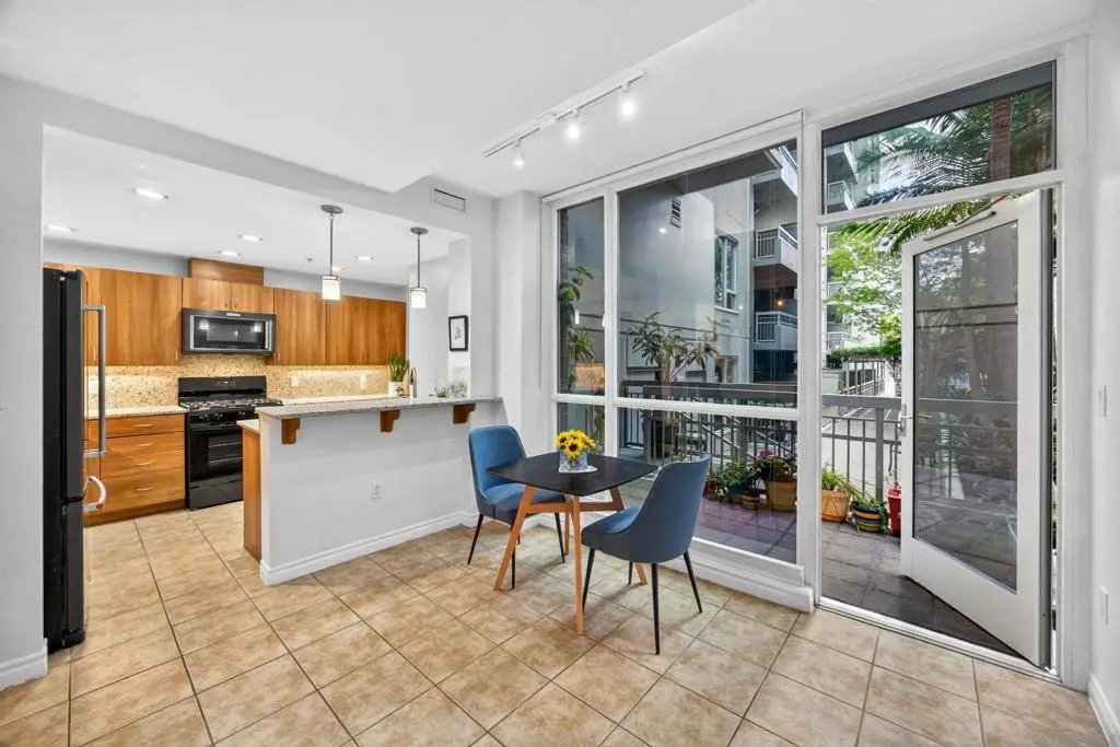 300 W Beech #10, San Diego, CA 92101 - #1