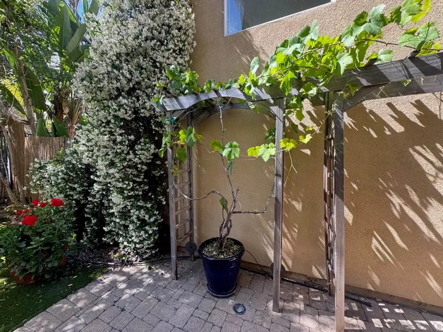 Address Withheld By Seller, San Diego, CA 92108 - #3