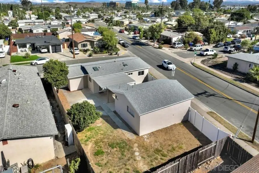 5181 Appleton St, San Diego, CA 92117 - #2