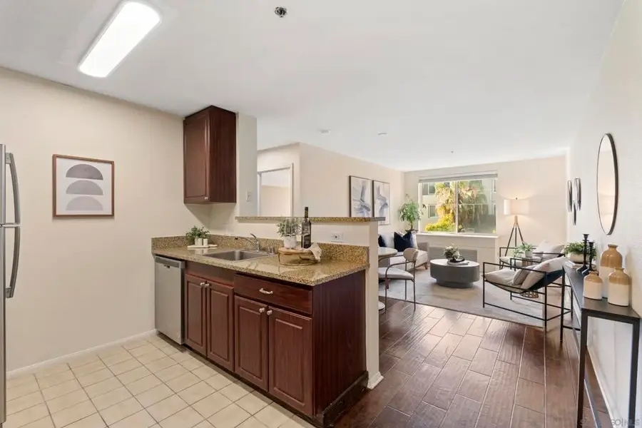1970 Columbia St #304, San Diego, CA 92101 - #2