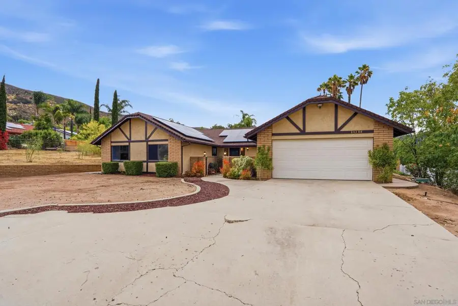24308 Sargeant Rd, Ramona, CA 92065 - #2
