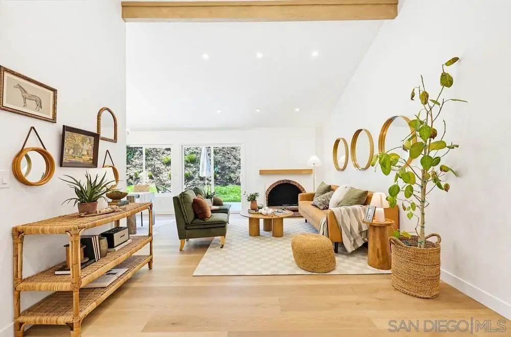 725 Santa Florencia, Solana Beach, CA 92075 - #1