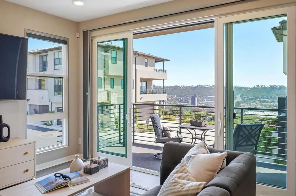 2960 Via Alta, San Diego, CA 92108 - #1