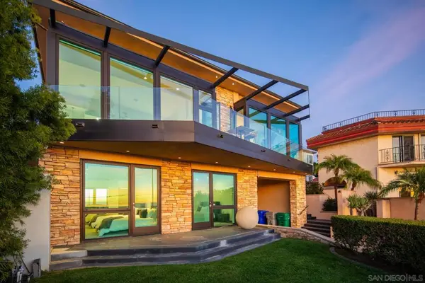 Address Withheld By Seller, San Diego, CA 92103