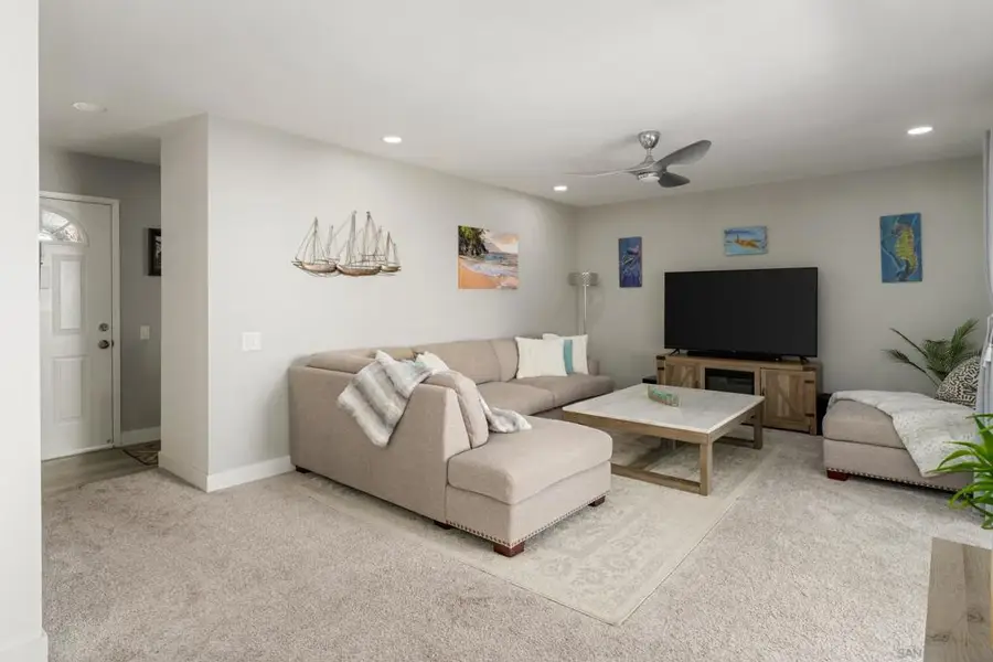 8524 Via Mallorca #C, La Jolla, CA 92037 - #3