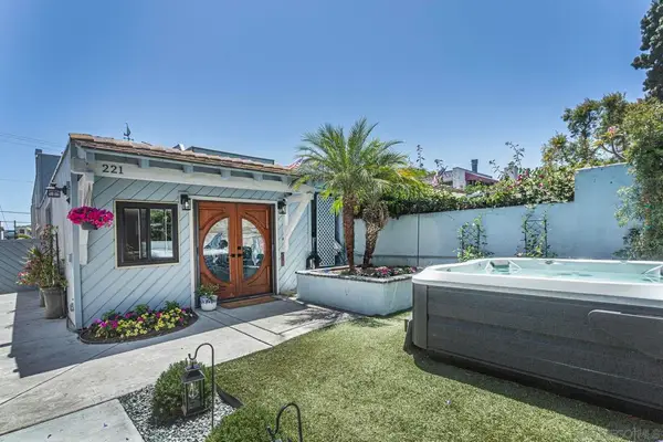 221 B Ave, Coronado, CA 92118