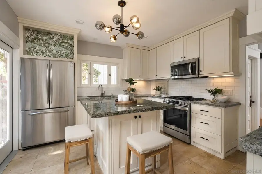 1421 Edgemont St., San Diego, CA 92102 - #3