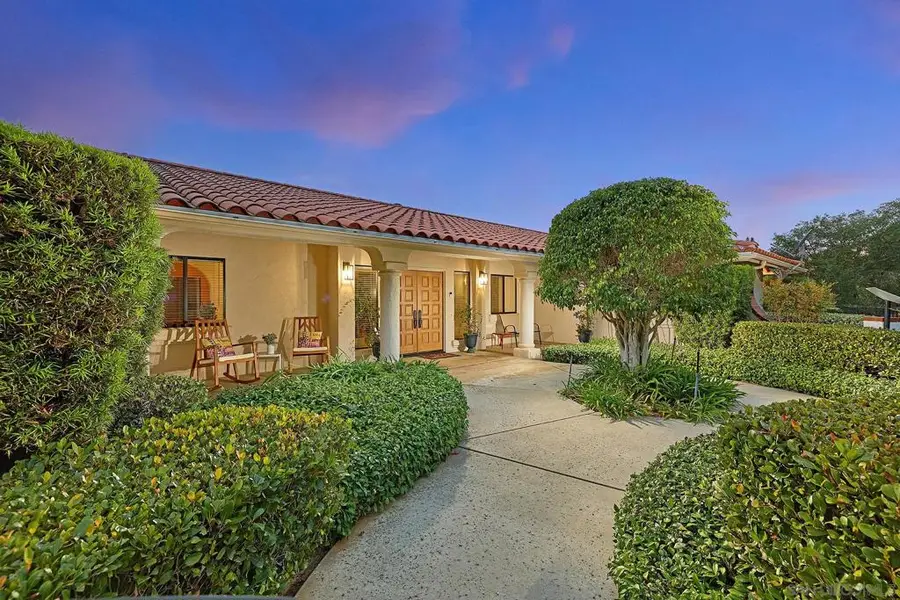 3064 Live Oak Park Rd, Fallbrook, CA 92028 - #3