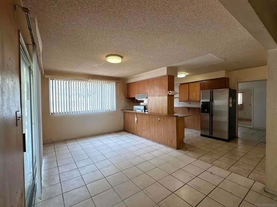 5110 Streamview Drive, San Diego, CA 92105 - #3