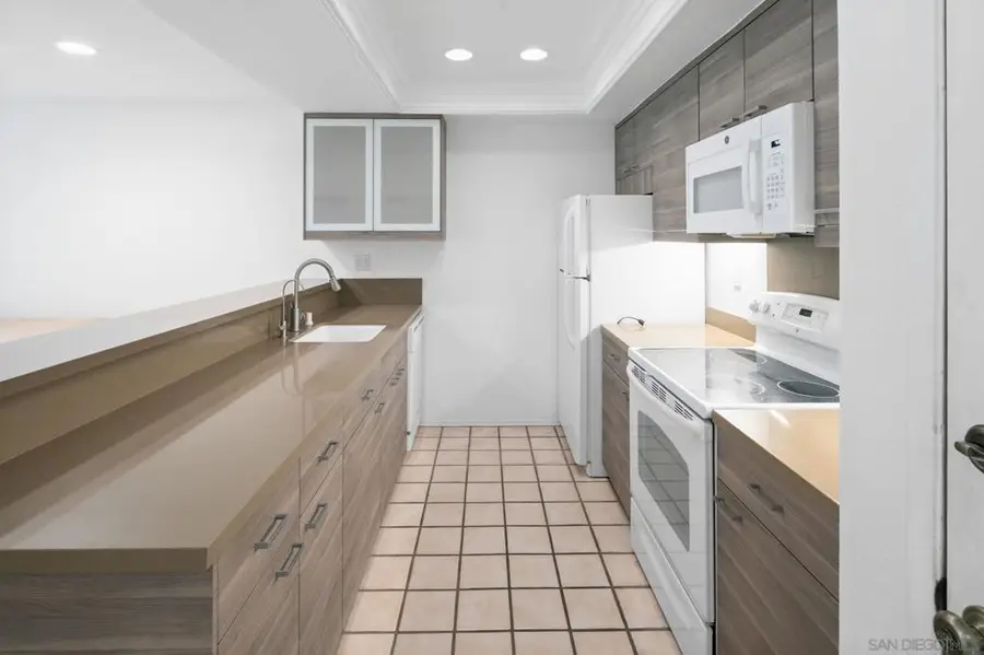 10737 San Diego Mission Rd #106, San Diego, CA 92108 - #2