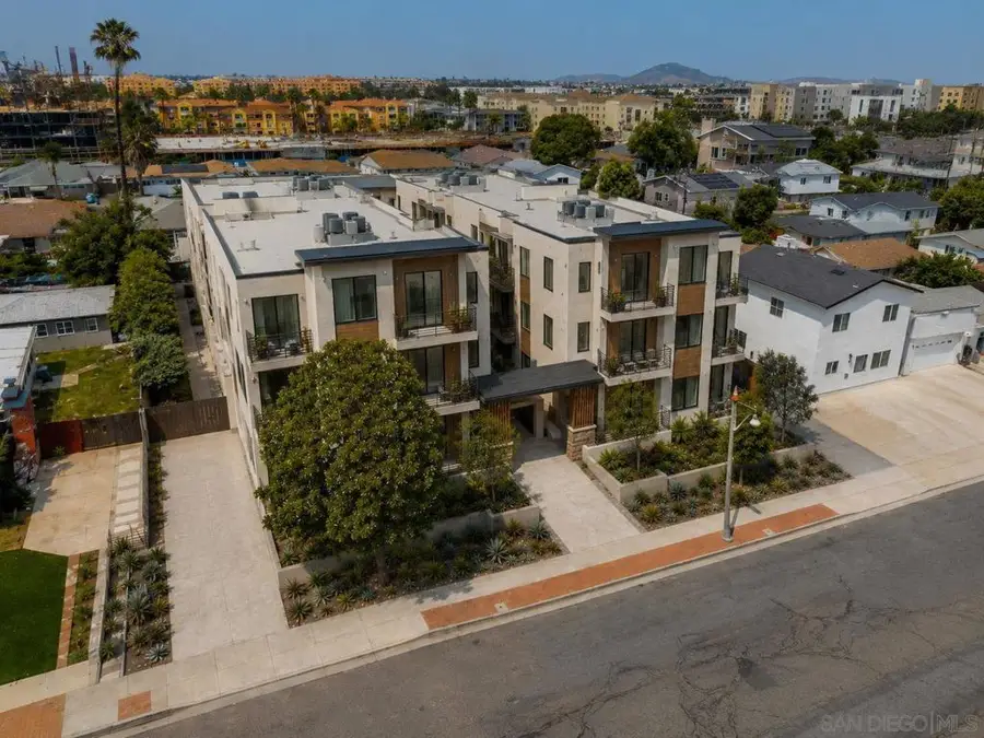 5602 & 5610 Dorothy Dr, San Diego, CA 92115 - #2