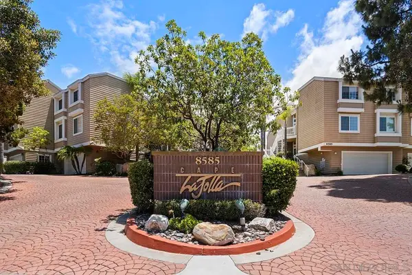8585 Via Mallorca #Unit 42, La Jolla, CA 92037