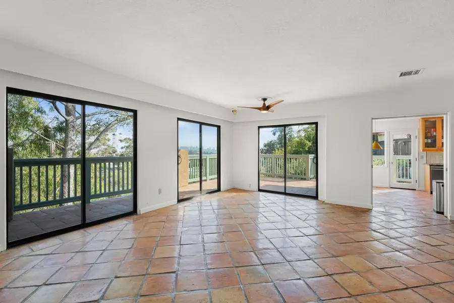 3038 Udall St, San Diego, CA 92106 - #2
