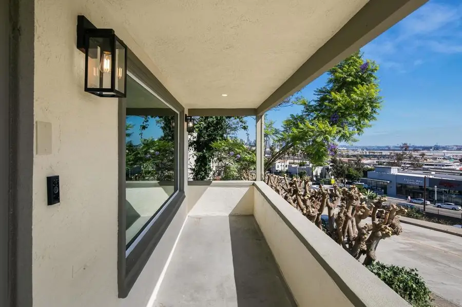 3911 California, San Diego, CA 92110 - #2