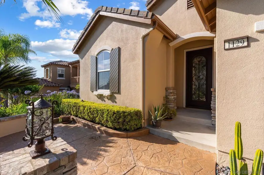 1129 Via Vera Cruz, San Marcos, CA 92078 - #3