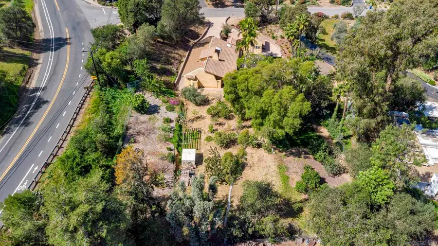 1315 Macadamia Drive, Fallbrook, CA 92028 - #3