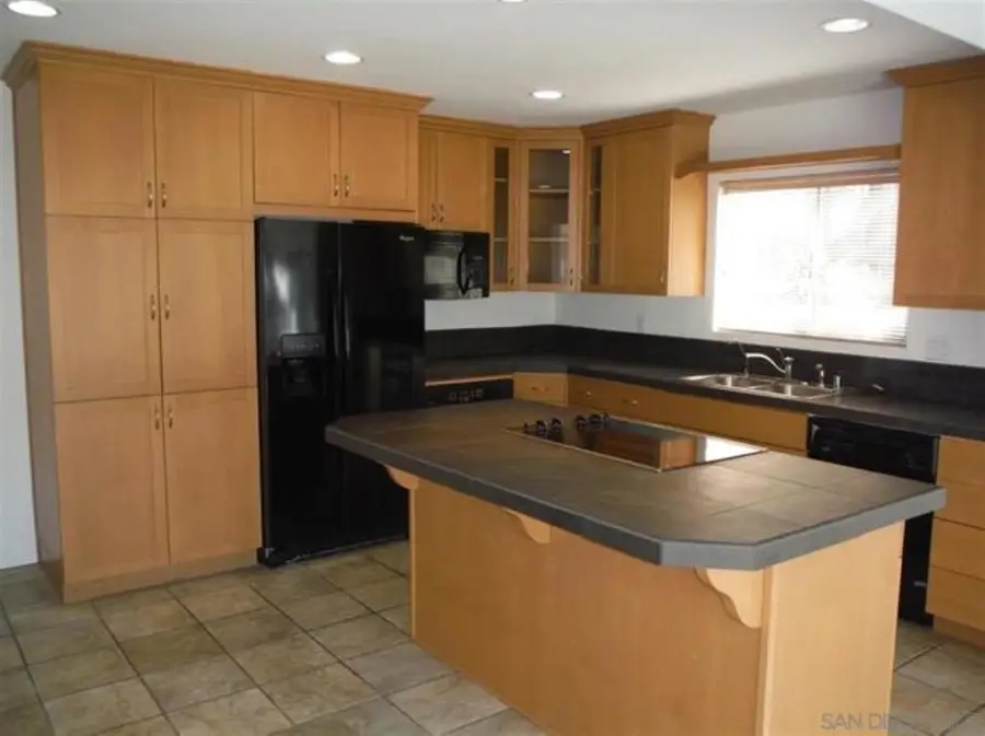 Address Withheld By Seller, San Diego, CA 92120 - #2