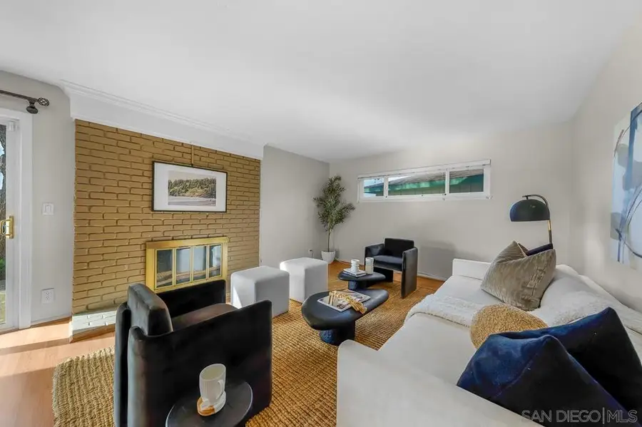 3086 Mercer Lane, San Diego, CA 92122 - #3