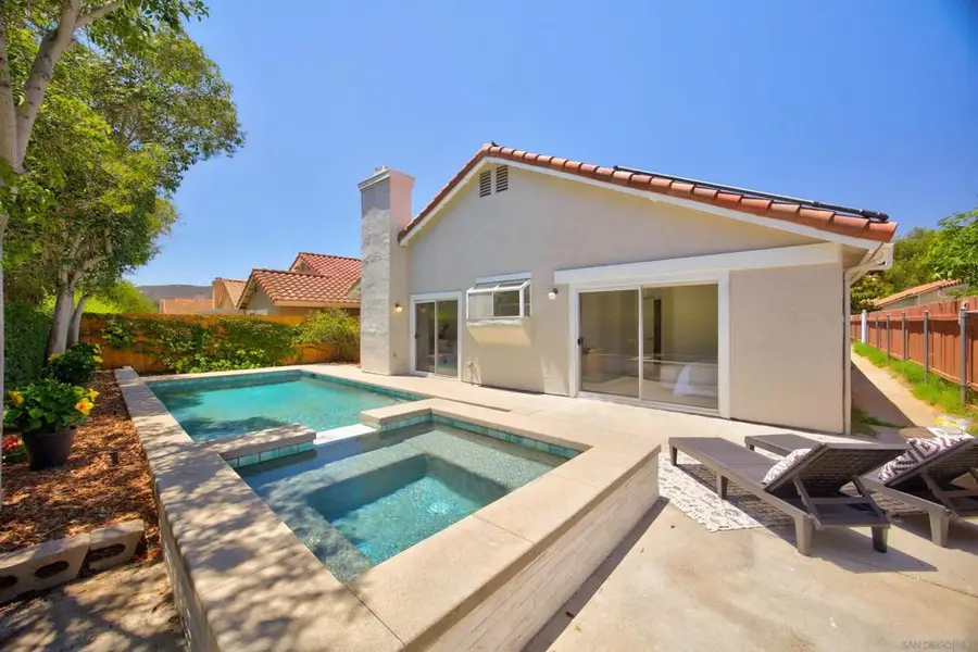 2110 Shadetree, Escondido, CA 92029 - #2