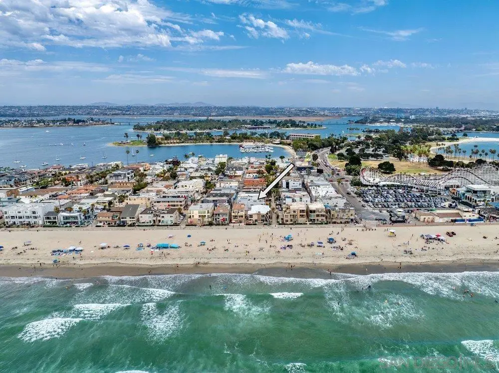 711 Island Ct #B, San Diego, CA 92109 - #1