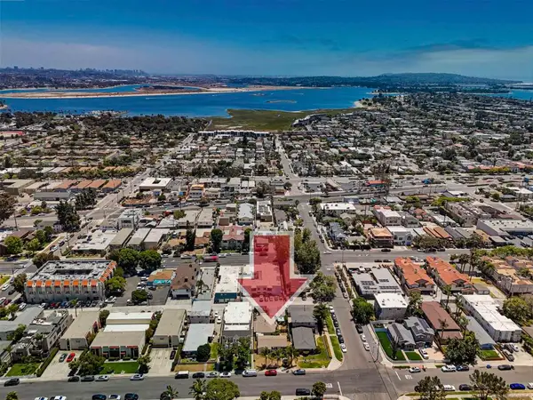 2109 11 Felspar Street, San Diego, CA 92109