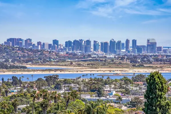 1243  1245 Van Nuys St, San Diego, CA 92109