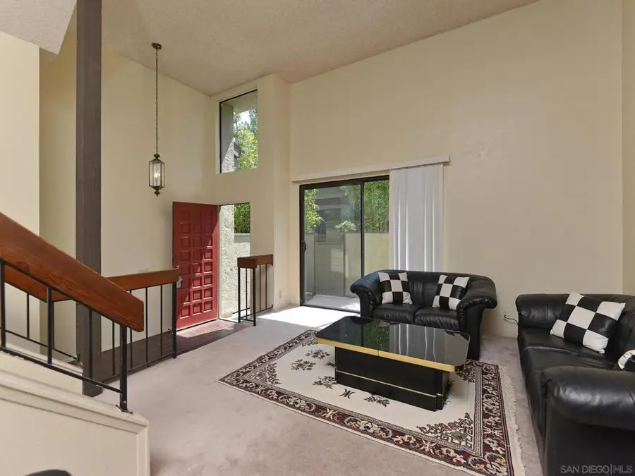 3211 Caminito Eastbluff #9, La Jolla, CA 92037 - #2