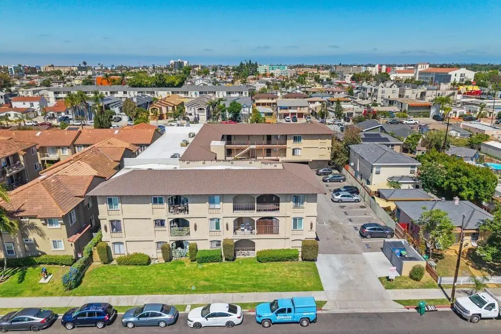 4240 Menlo #19, San Diego, CA 92115 - #1