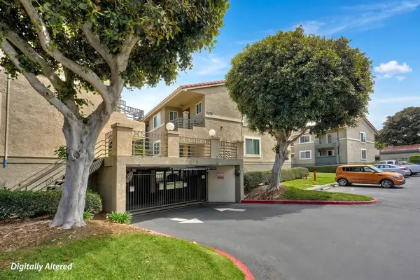 7425 Charmant #2902, San Diego, CA 92122
