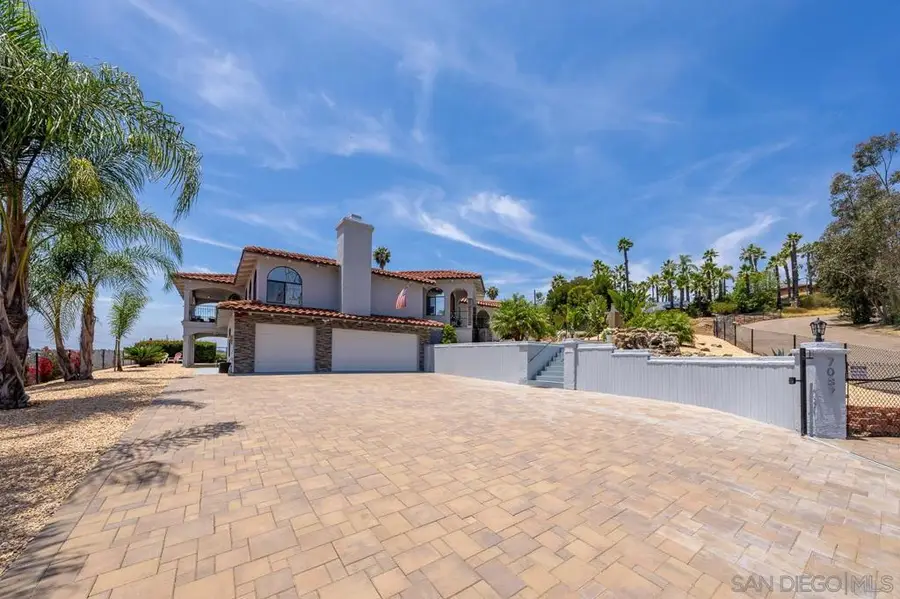 7087 Rancho Santa Fe View Ct., Rancho Santa Fe, CA 92067 - #2