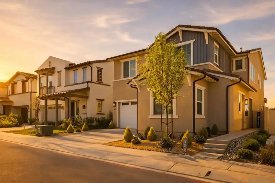305 Creekview Ct, San Marcos, CA 92078 - #2