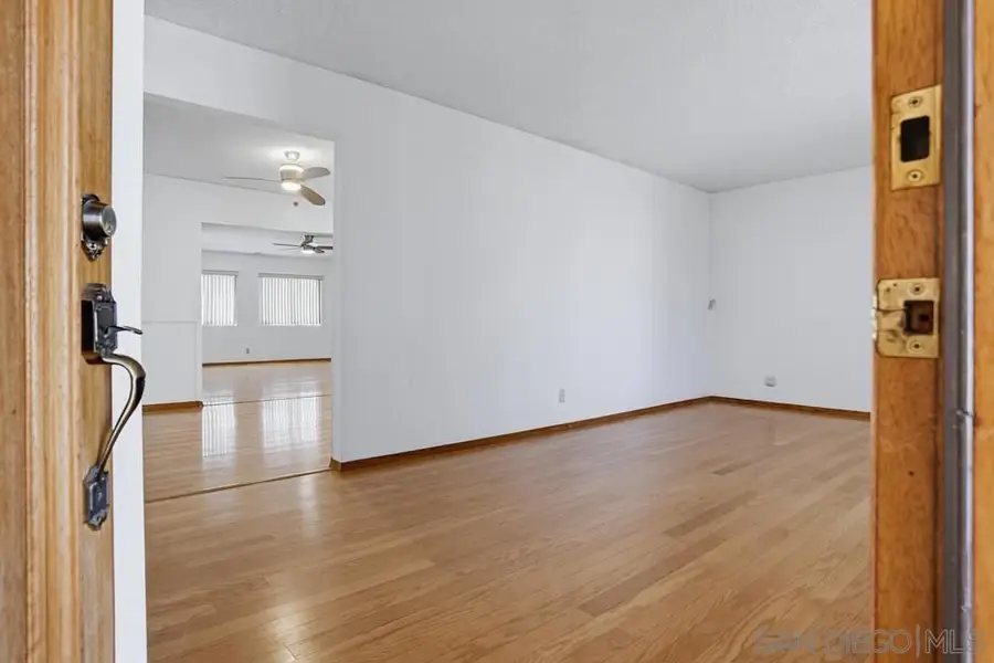 8495 Flanders, San Diego, CA 92126 - #2