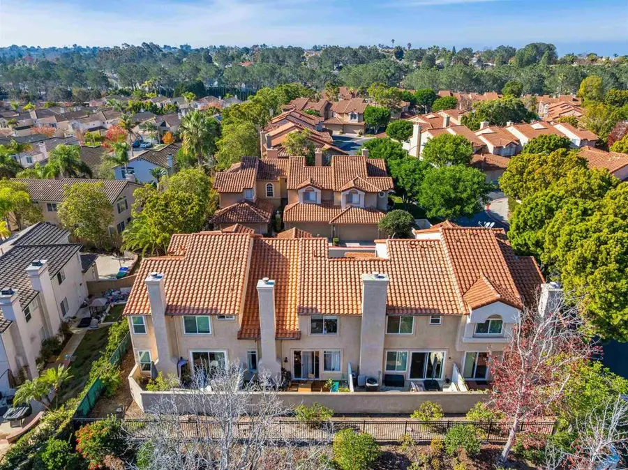 3811 Creststone, San Diego, CA 92130 - #3