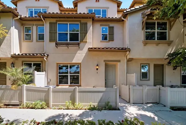 1360 Santa Victoria Rd #4, Chula Vista, CA 91913