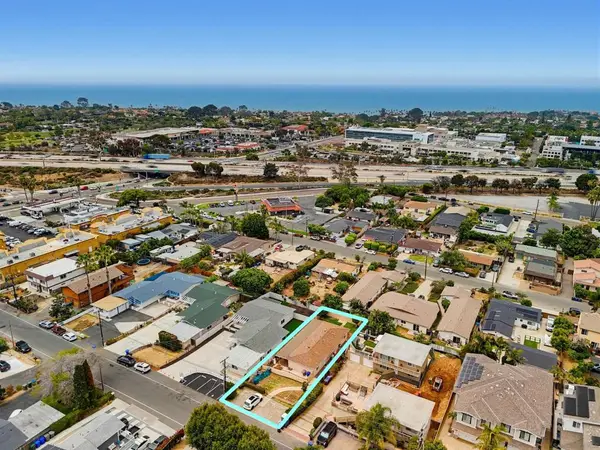 1090 Gardena Rd, Encinitas, CA 92024