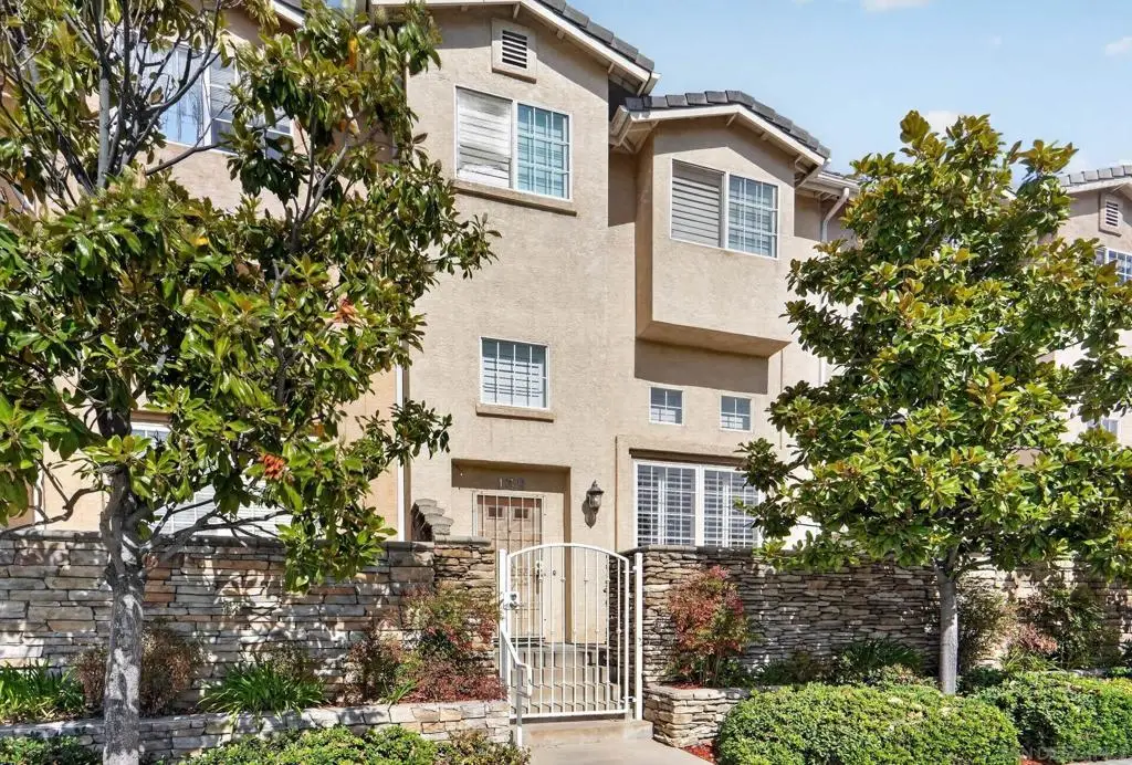 138 W Douglas Ave, El Cajon, CA 92020 - #1