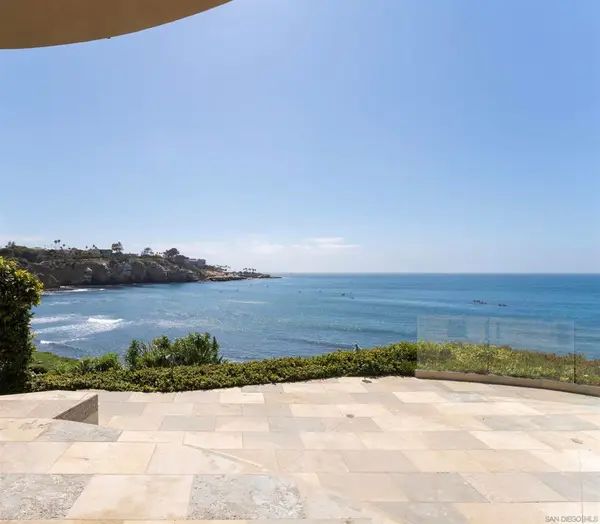 1828 Spindrift Dr, La Jolla, CA 92037