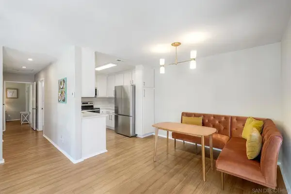 1906 Park Dale Ln, Encinitas, CA 92024